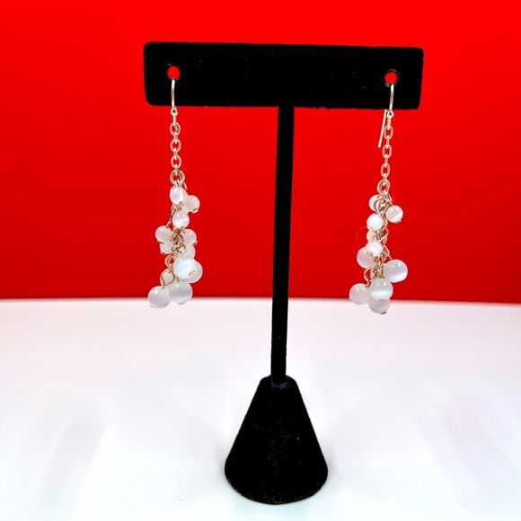 Vintage Y2K White Cat’s Eye Beads Dangle Earrings